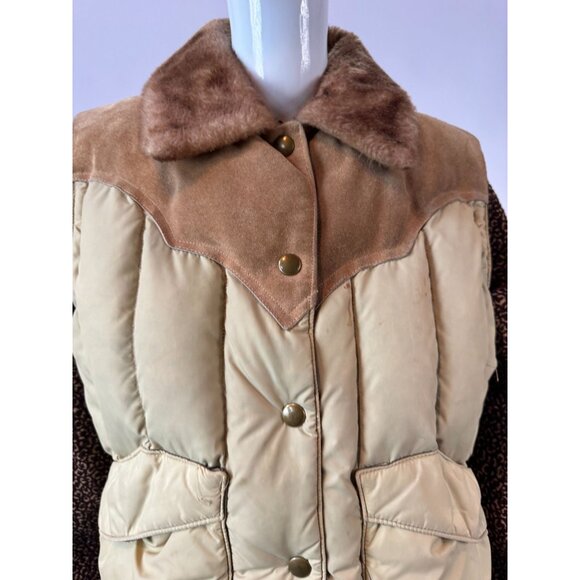 Woolrich Womens Western Style Down Puffer Vest With Faux Fur Collar Beige/Brown - Picture 13 of 16